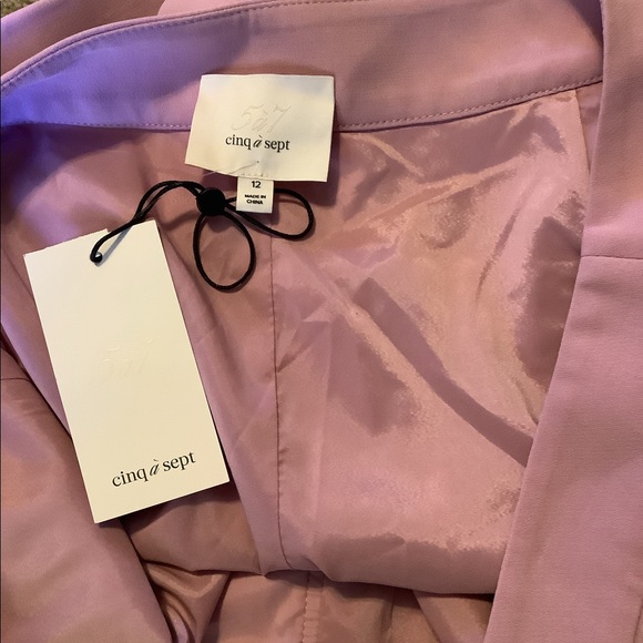 Cinq a Sept NWT Elaine Crepe Shorts - Picture 4 of 4